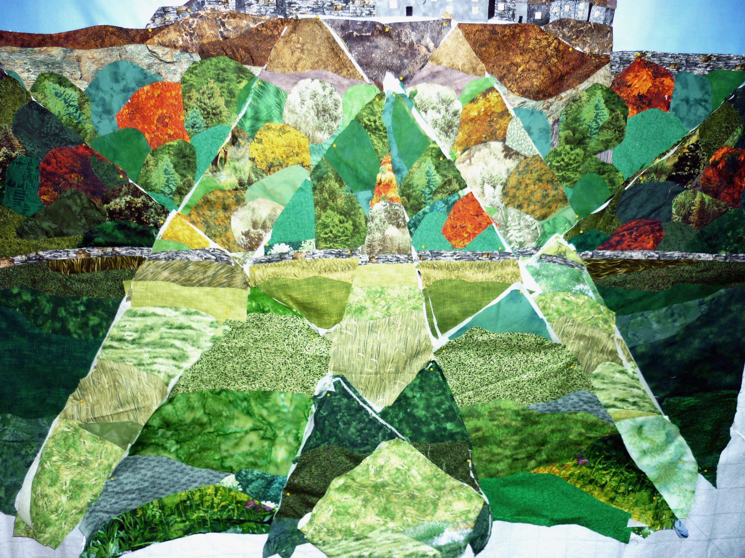 Fracturing the landscape surrounding Stirling Castle to stitch into a quilt